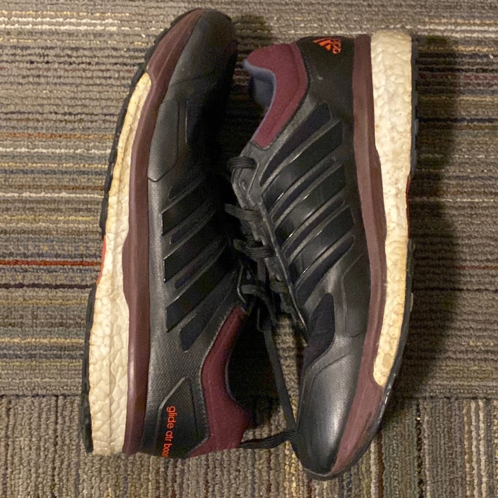❤️❤️❤️$3!!!❤️❤️❤️Adidas’s tennis shoes